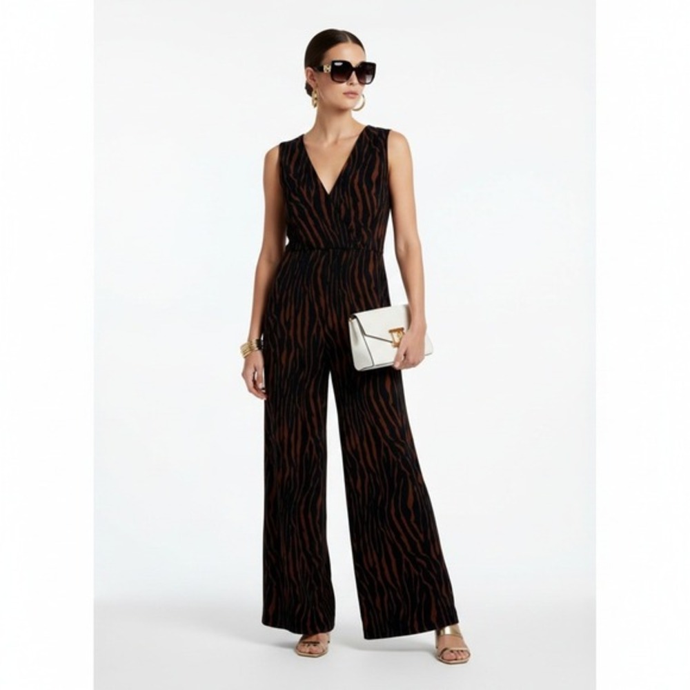 Charming Charlie Sleeveless V-Neck‎ Animal Print Wide Leg Jumpsuit Size L Brown